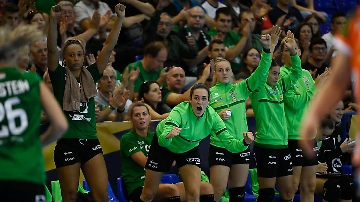 Венгрия. Драгана Цвиич: "За ЦСКА болею — будто смотрю футбольную Лигу чемпионов!", изображение №6