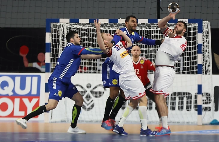 ЧМ-2021. В Египте начат отсчет счастливчиков. Их уже семь. Бесповоротно лишние — только корейцы, изображение №1