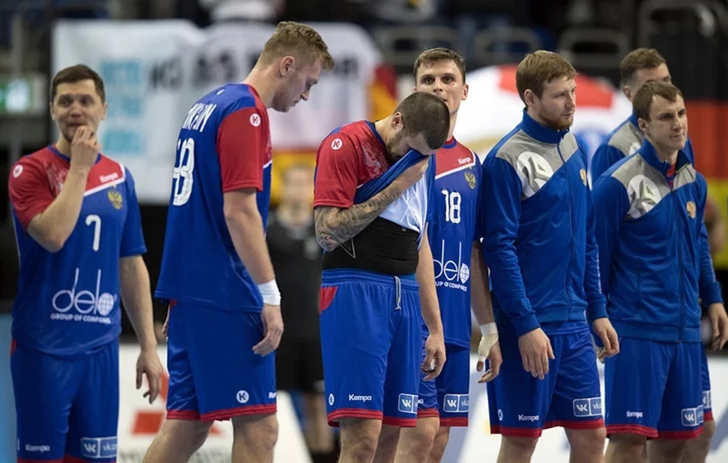 ЧЕ-2020. На чемоданах в Мальме. Эдуард Кокшаров: "Думаю об отставке", изображение №3