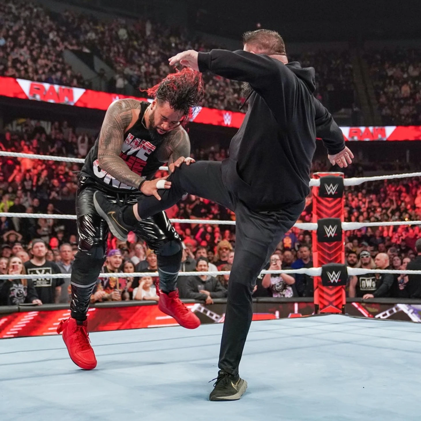 Обзор WWE Monday Night RAW 27.02.2023, изображение №6