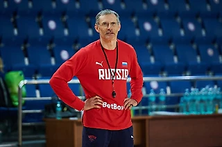 Сергей Базаревич - тренер сборной или громоотвод?