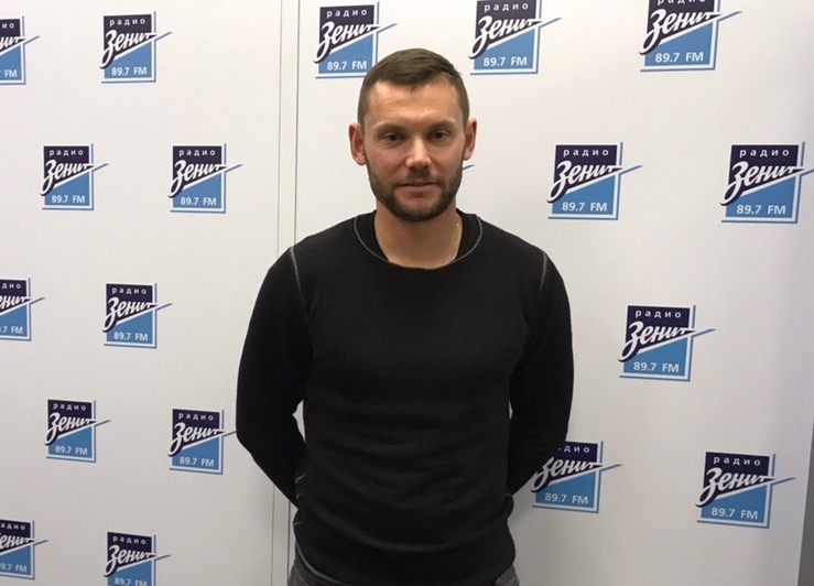 Юрий Жевнов: «В тренерском штабе как у мушкетеров, били пальцами по руке. Согласен? Да. Поехали, играем по такой схеме»