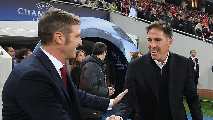 Массимо КАРРЕРА и главный тренер &quout;Севильи&quout; Эдуардо БЕРИССО. Фото Александр ФЕДОРОВ, &quout;СЭ&quout;