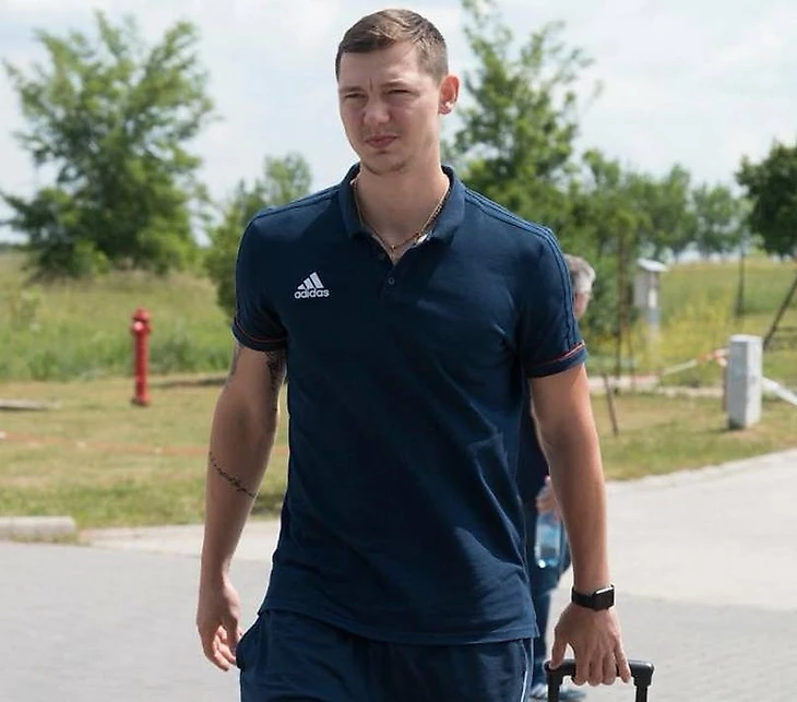 Дмитрий Житников из Сегеда: "Давайте уточню: я разыгрывающий на позиции левого полусреднего", изображение №4