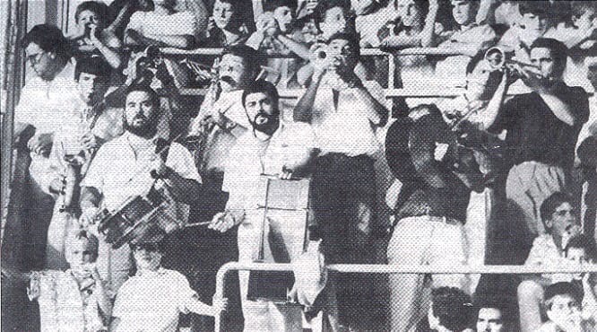 В 80-х на матчах «Осасуны» играл музыкальный оркестр. Пили вино в паузах, ездили по стране и выступали на телевидении