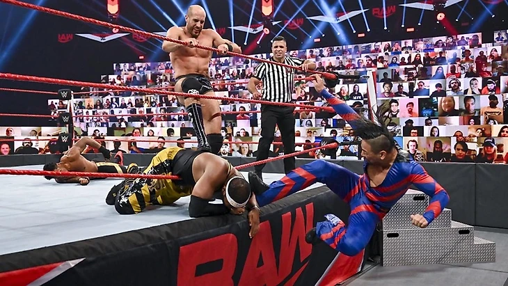 Обзор WWE Monday Night RAW 14.09.2020, изображение №6