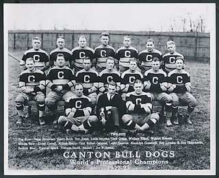 Третий сезон Национальной Футбольной Лиги (1922). Джим Торп и первая индейская команда
