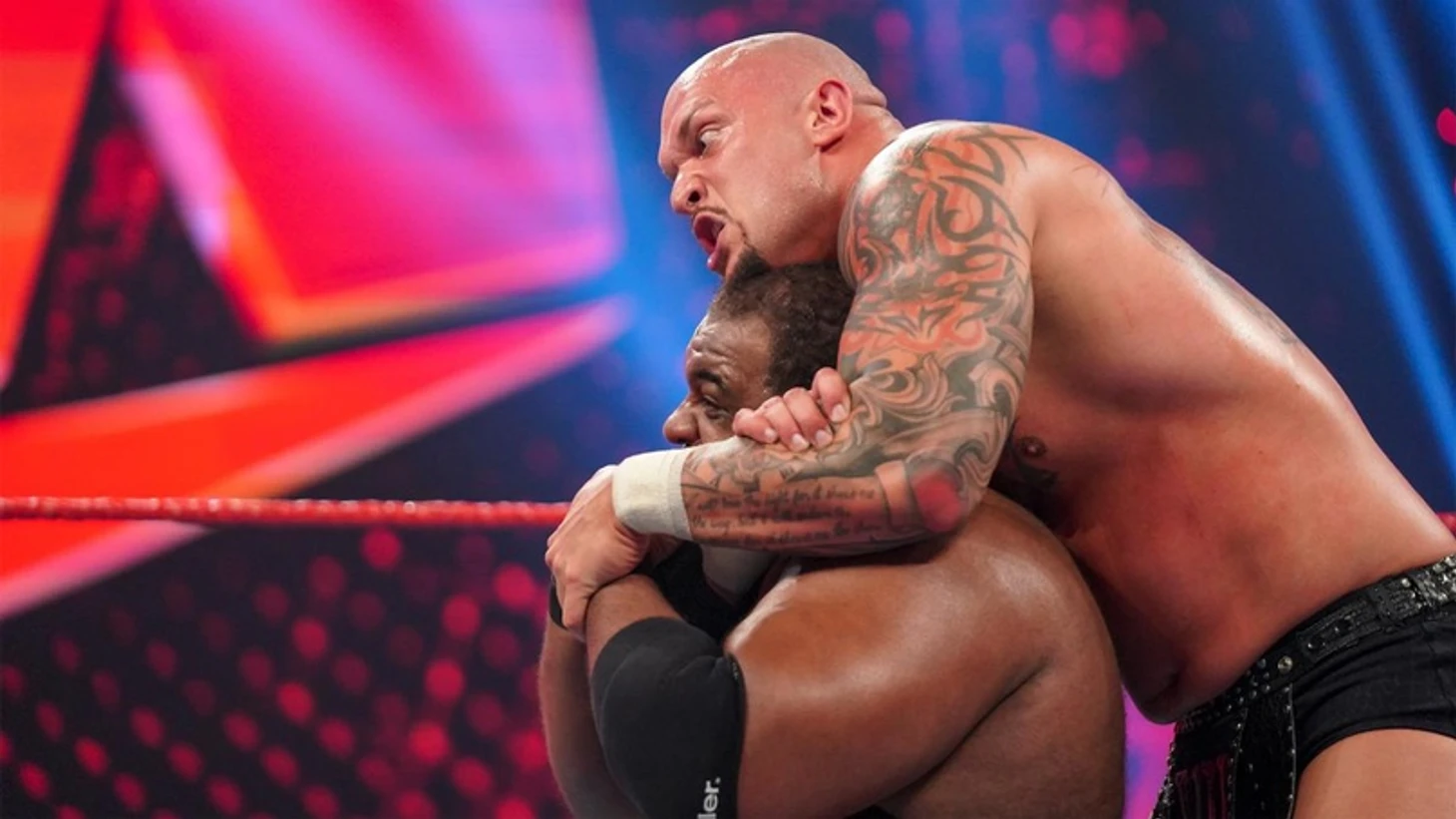 Обзор WWE Monday Night RAW 02.08.2021, изображение №23