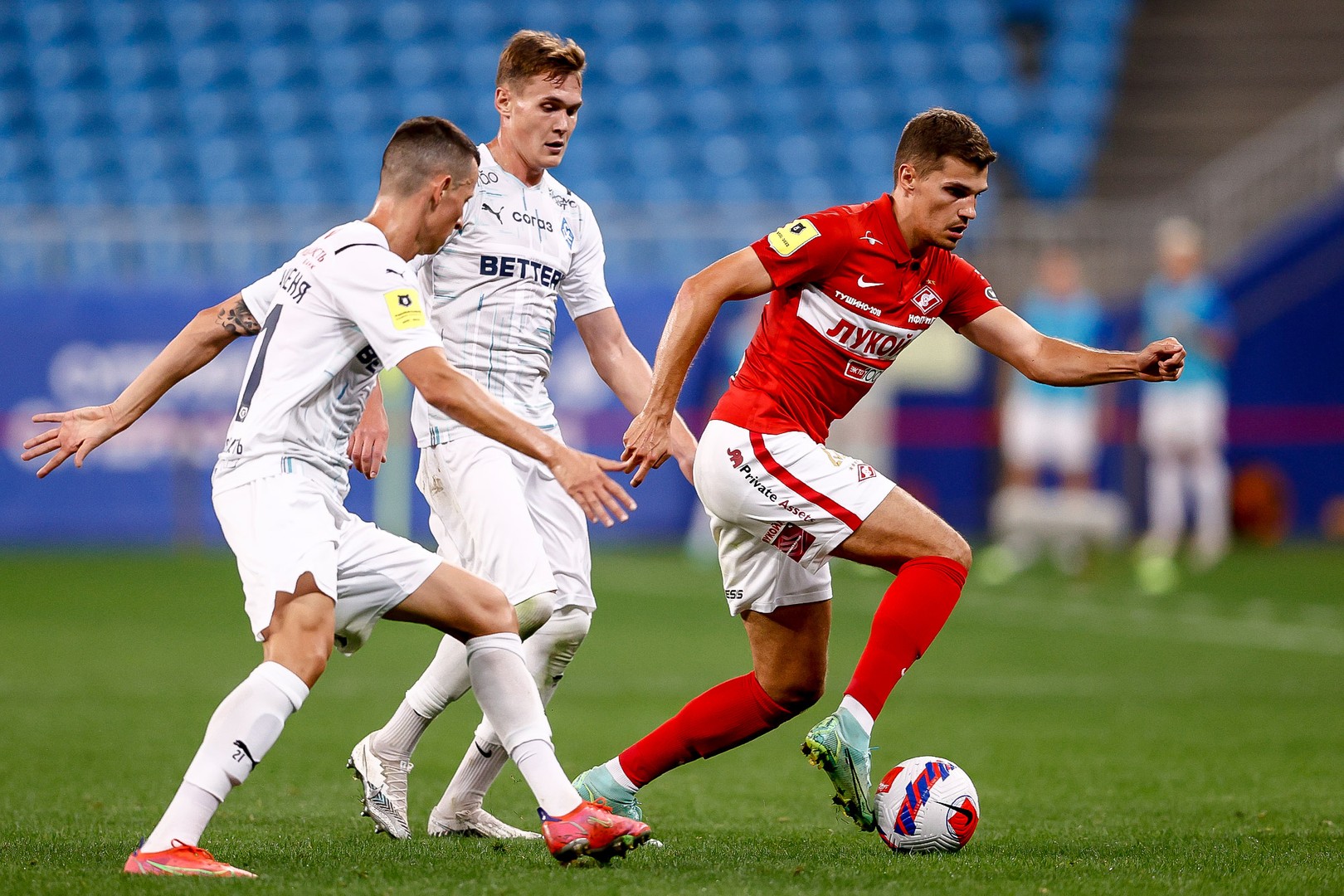 И. Федотов: матч «Спартака» превратится в шоу судьи. «Крылья» ждут «ответки» за кражу гола