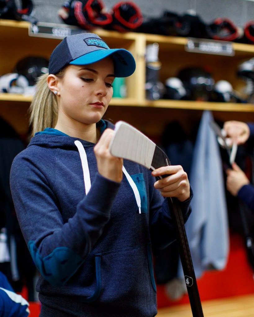 Успех Бурмистрова и ещё 10 мемов за прошедшие дни