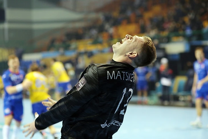 Лига чемпионов. Регламентный зигзаг. Кнуты и пряники от ЕГФ. Кому слаще? Кому больнее?, изображение №2