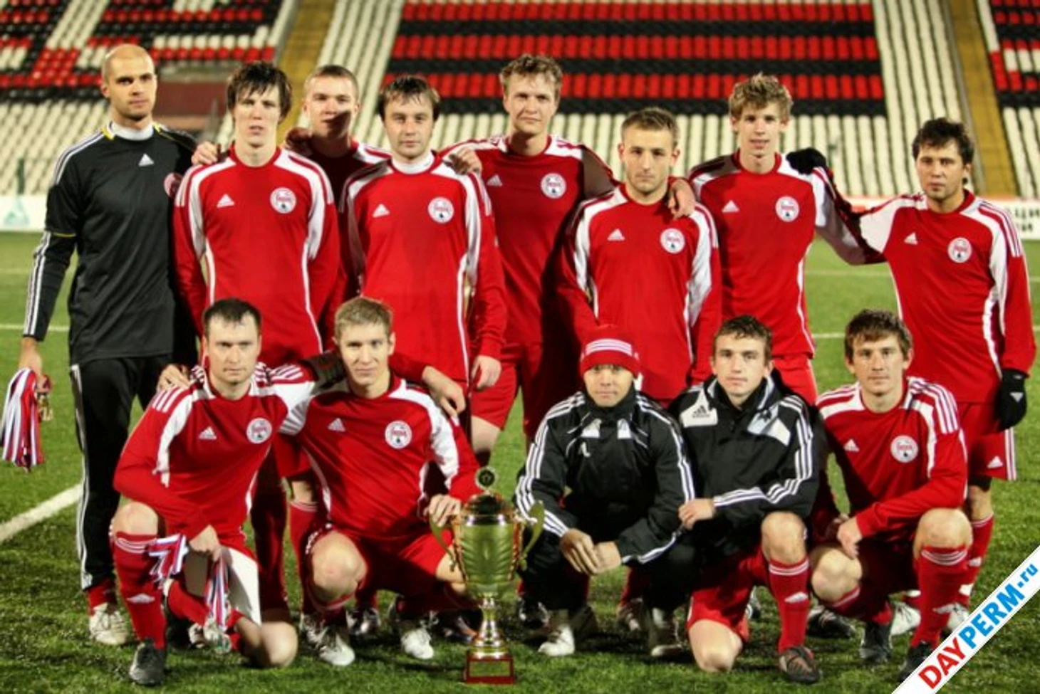 Футболисты Октана