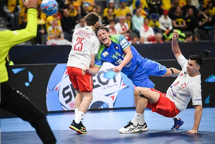 ЧЕ-2020. Сенсация португальцев, несостоявшийся камбэк украинцев и повсеместные "7 на 6", изображение №7