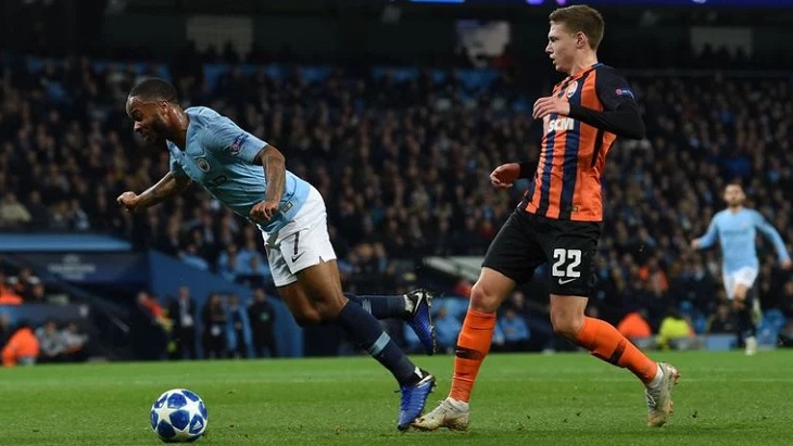 Кашшаи защищает судей так, словно они никогда не ошибаются. Хотя его самого помнят из-за левого пенальти на Стерлинге