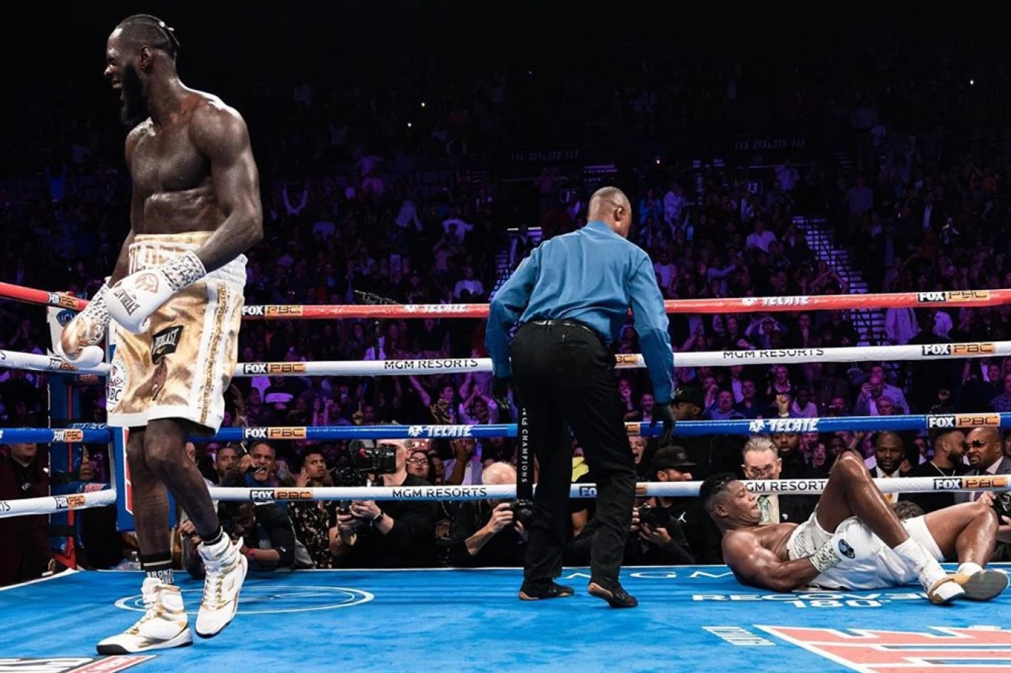 Картинки по запросу "уайлдер ортис 2 нокаут"