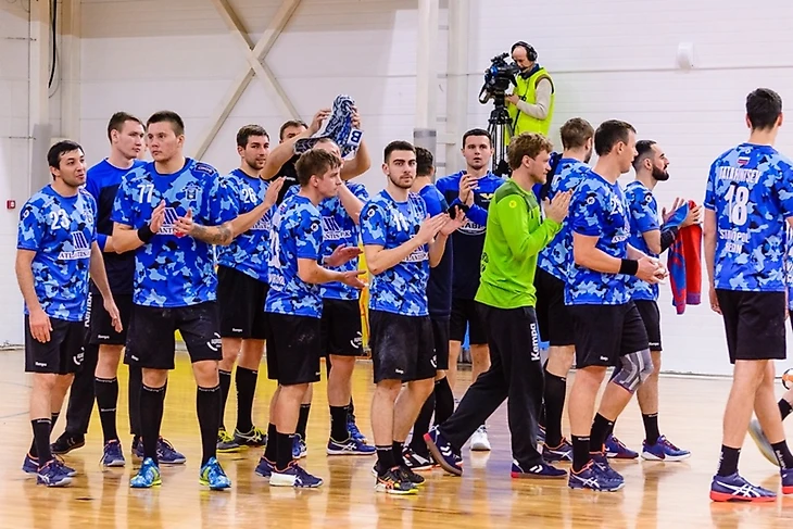 Чемпионат России. Метели, Снежинск. "Виктор" снова проиграл аутсайдеру в заколдованном городе, изображение №1