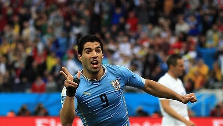 Картинки по запросу луис суарес в сборной уругвая 640 на 360