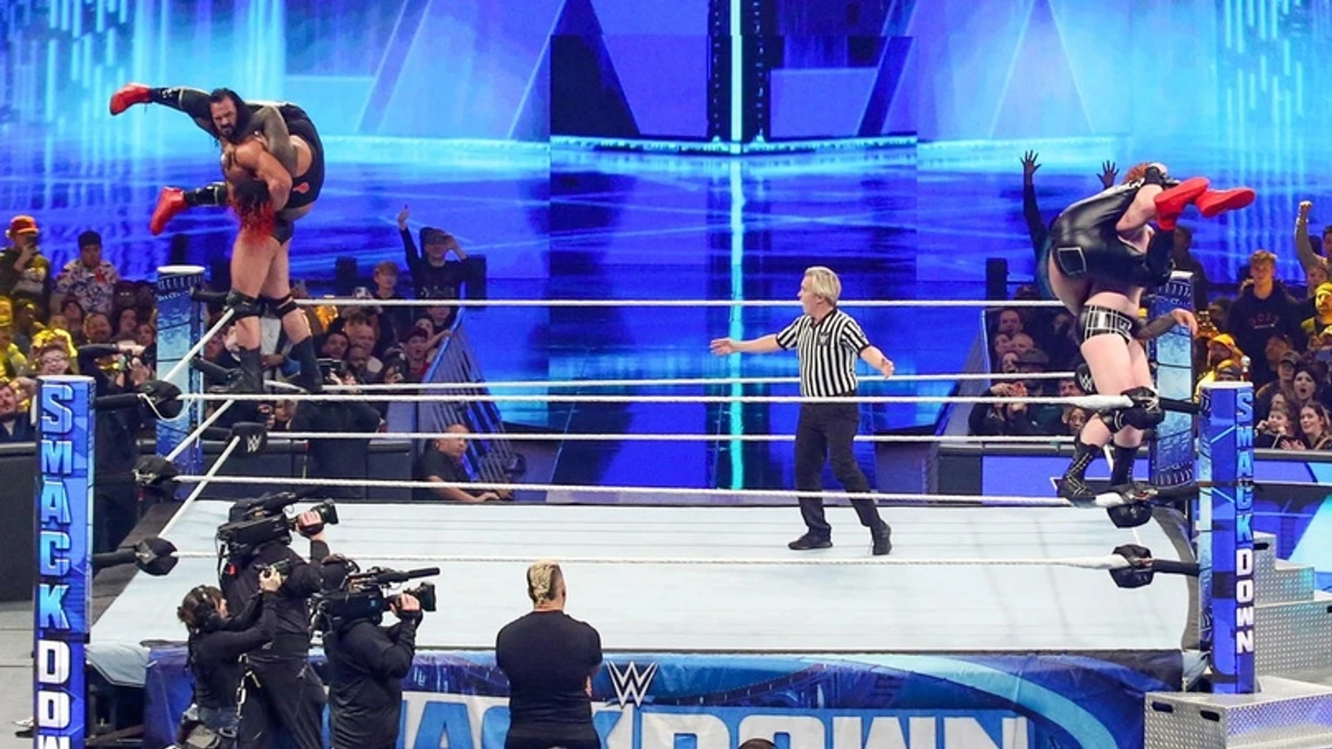 Обзор WWE Friday Night Smackdown 06.01.2023, изображение №10