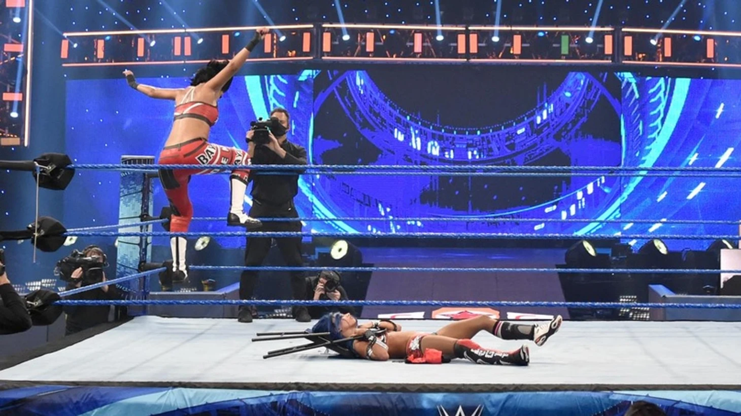 Обзор WWE SmackDown 05.09.2020, изображение №8