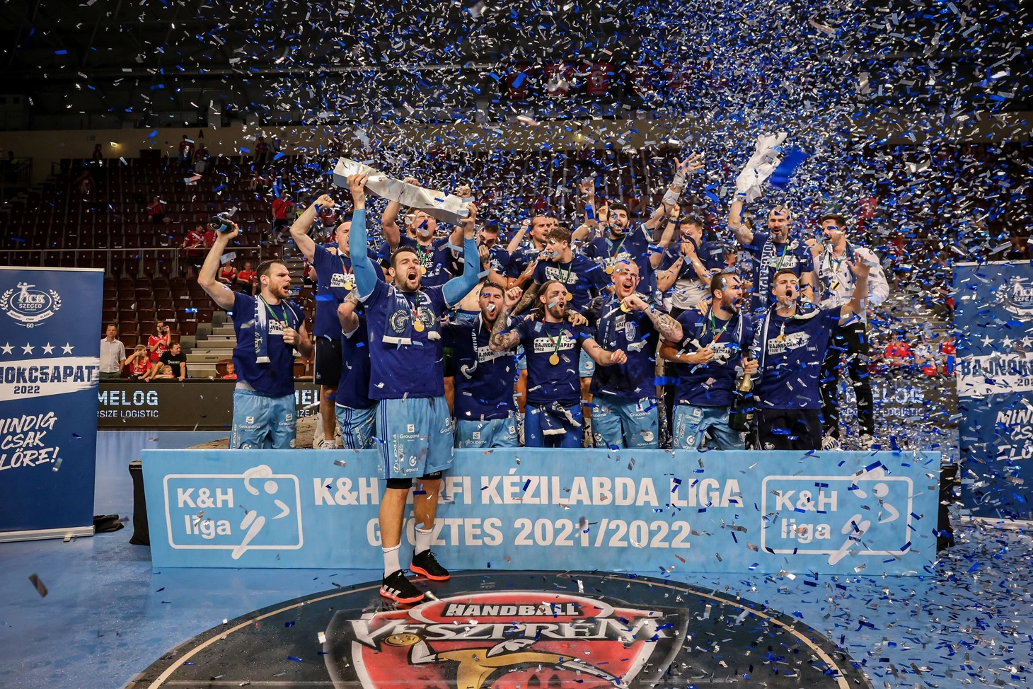 Венгрия. Издержки Рошты. "Пик" вновь забирает титул у "Веспрема"!, изображение №1