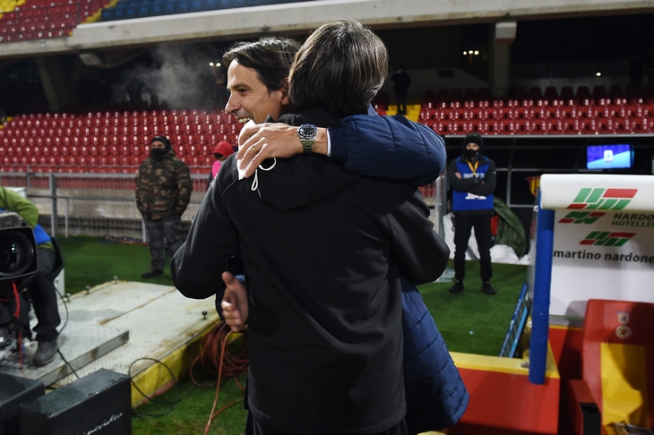 В Серии А дождались дерби братьев Индзаги. Они полночи проговорили по телефону, а затем сыграли вничью