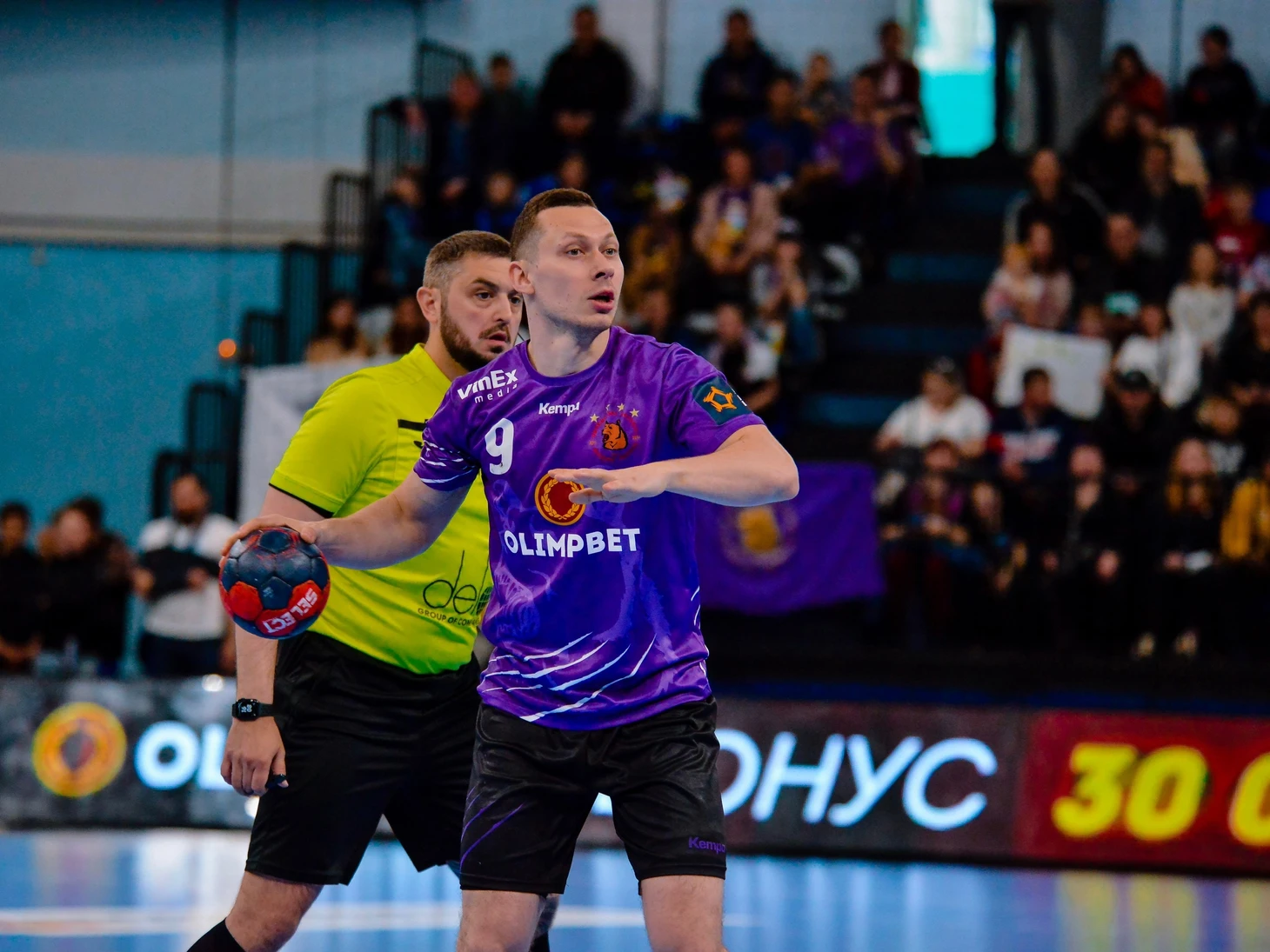 Чемпионат России. 12-е место клуба и 35-летний рубеж — не препятствие для символической сборной!, изображение №8