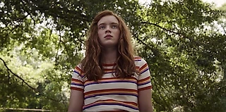 Биография Макс из сериала «Очень странные дела»