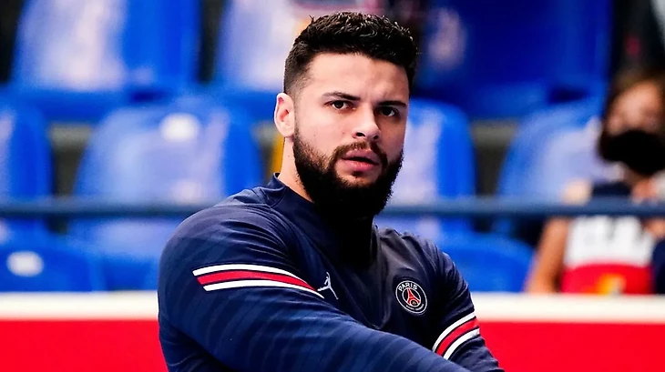 История Элоима Пранди: реанимация в новогоднюю ночь, тренировки для ума и два гола в ворота "Нанси", изображение №1