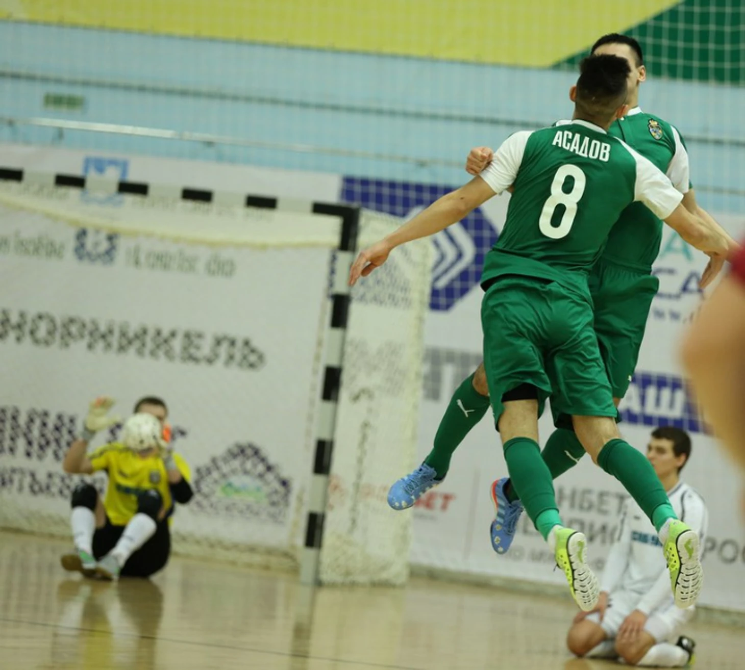 https://photobooth.cdn.sports.ru/preset/post/a/55/4f940c9244ff4855e533ab196ef91.png