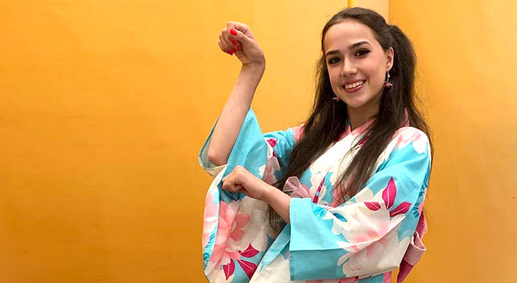 Японский образ Загитовой: гэта, оби, юката. Это совсем не классическое кимоно