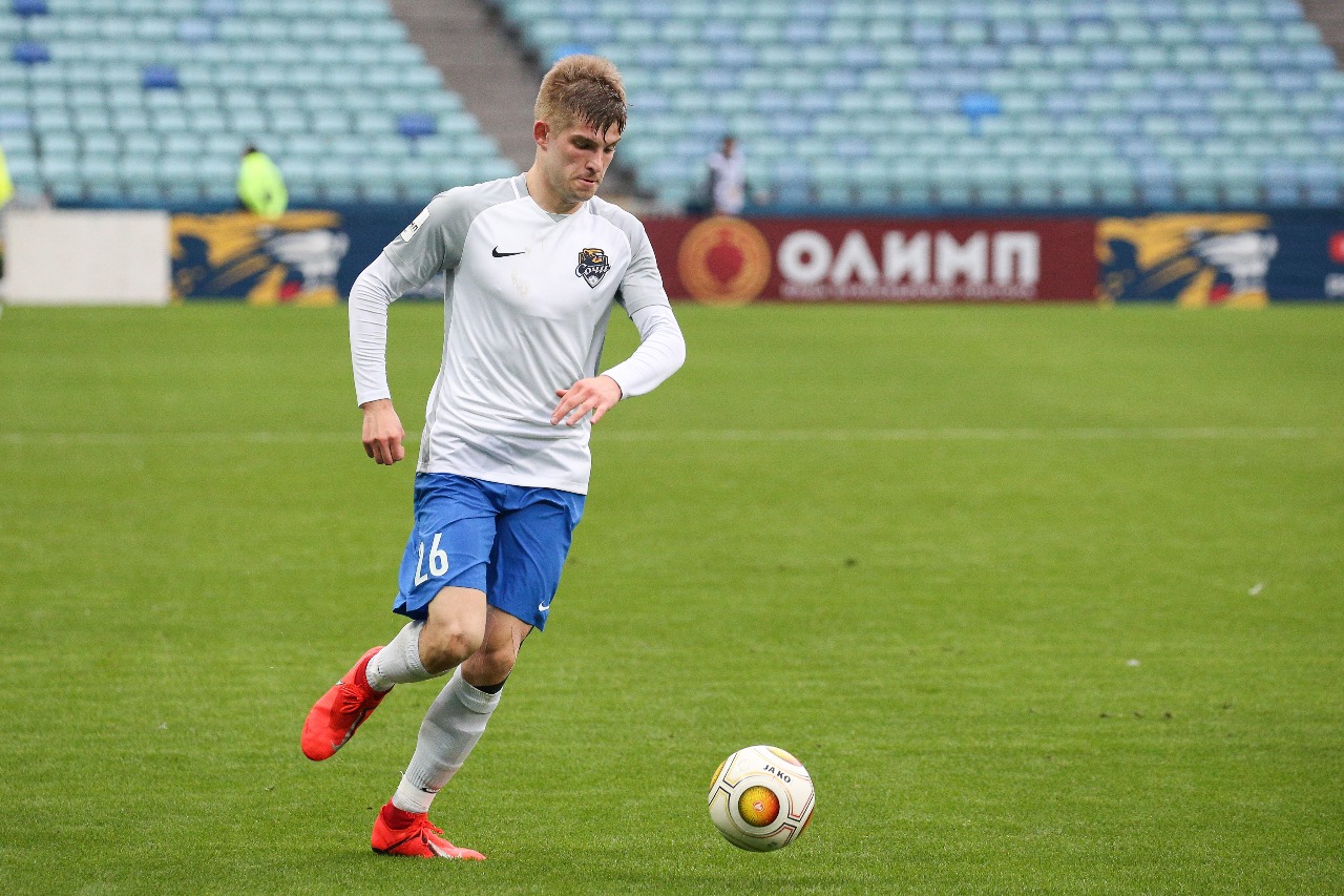 Transfermarkt включил его в символическую сборную самых дорогих российских талантов. Кто этот парень из «Сочи»?