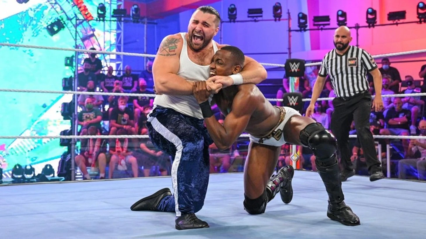 Обзор WWE NXT 2.0 05.10.2021, изображение №15