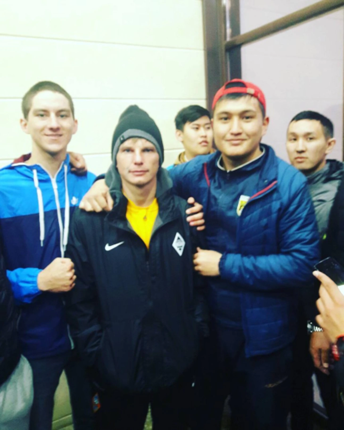 https://photobooth.cdn.sports.ru/preset/post/a/88/79f697de6479ea33a66724a889ab9.png