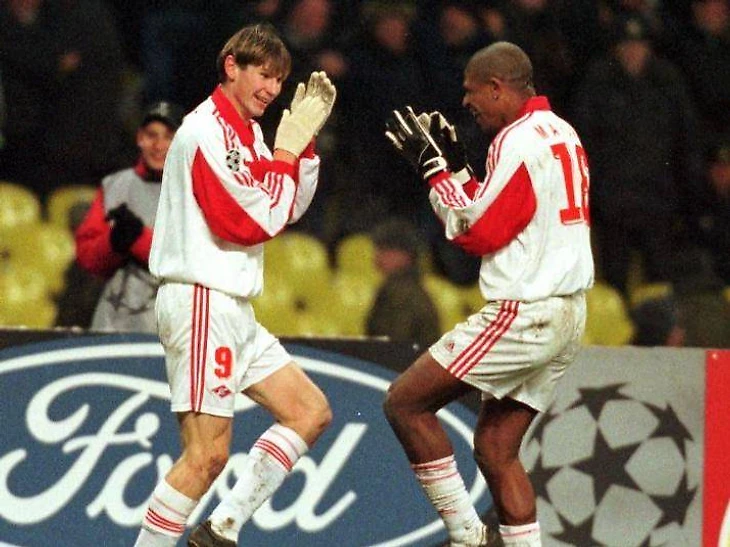 Радостные Титов и Маркао.