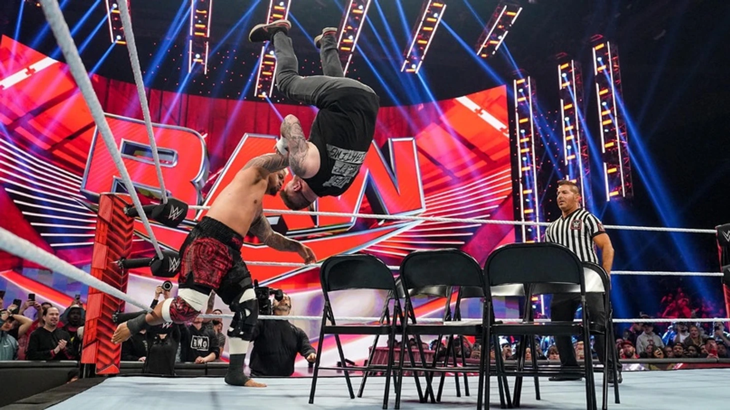 Обзор WWE Monday Night RAW 13.03.2023, изображение №29