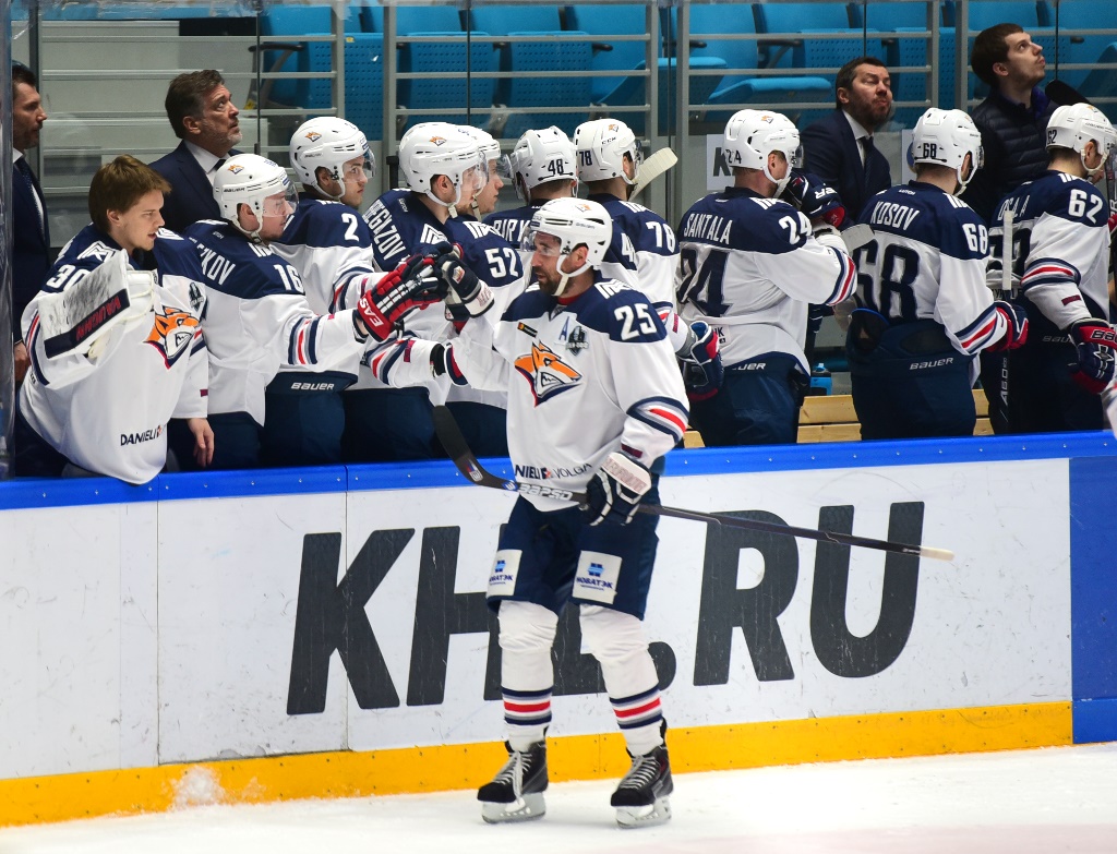 Плей-офф каждый день. Зарипов гонится за Кутейкиным?