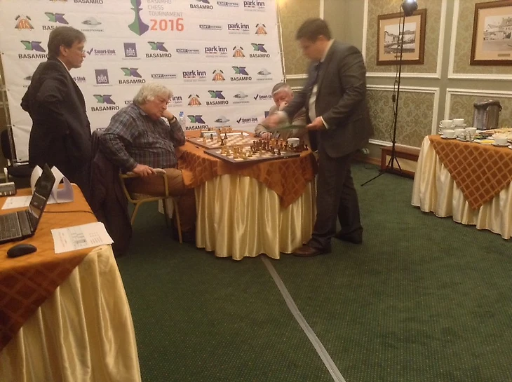 Basamro Карпов - Тимман