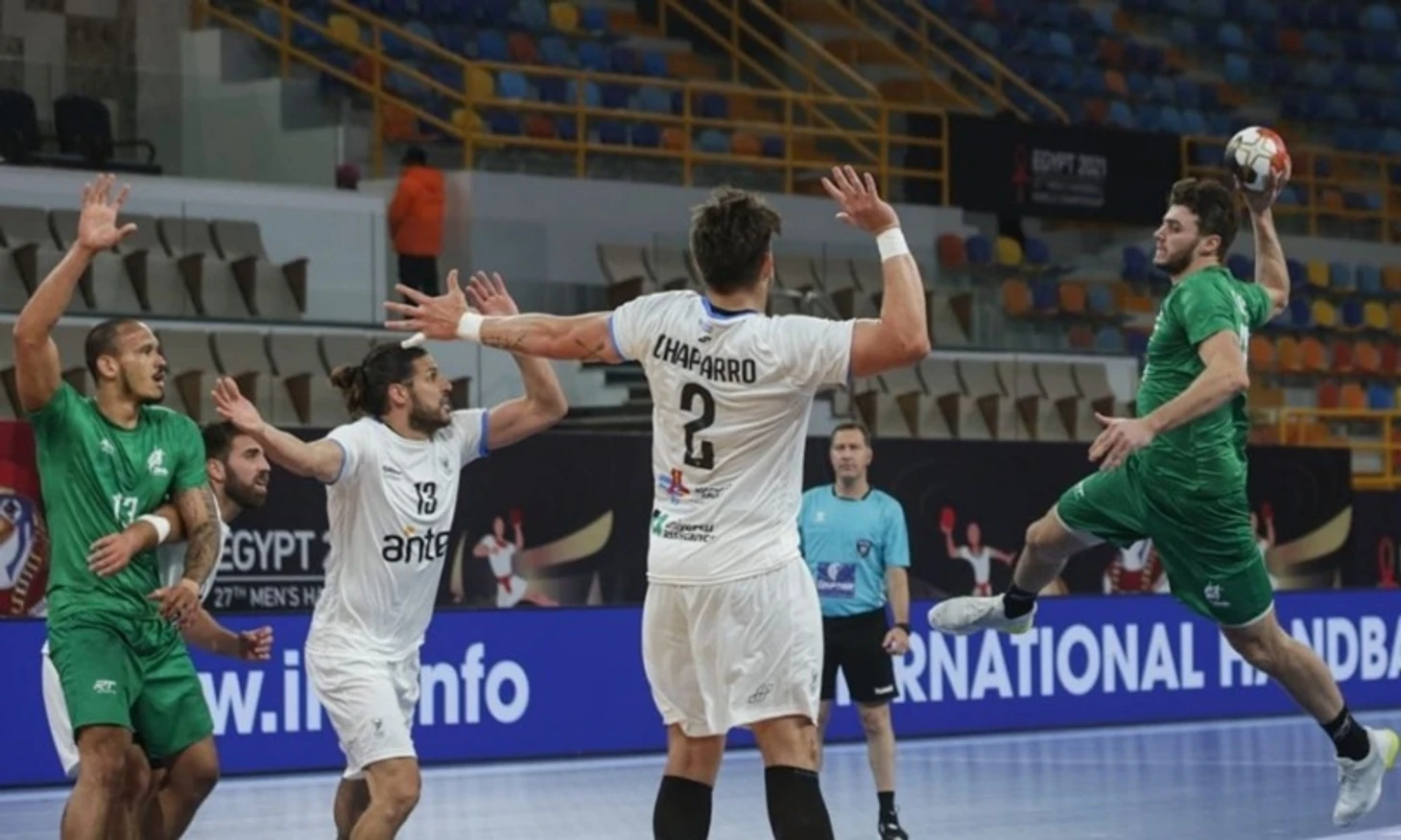 ЧМ-2021. Катара только не хватало! Последний четвертьфиналист — чемпион Азии, изображение №1