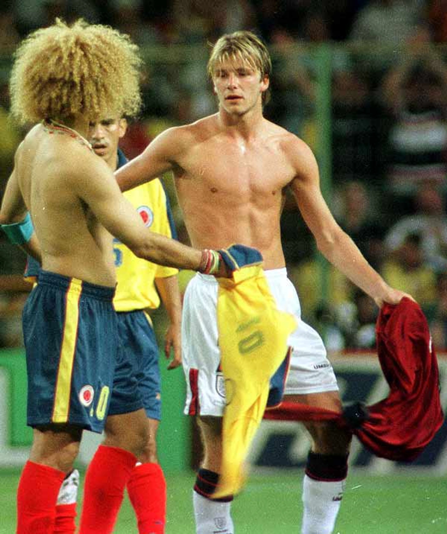https://photobooth.cdn.sports.ru/preset/post/a/a7/d8c39ba7c453d8d2458d7ef0e1fe9.jpeg
