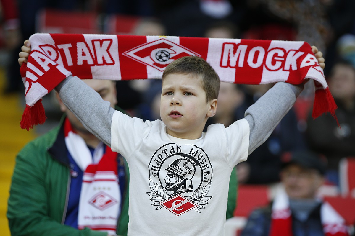 25 тур. Зрители. Красно-белые слезы