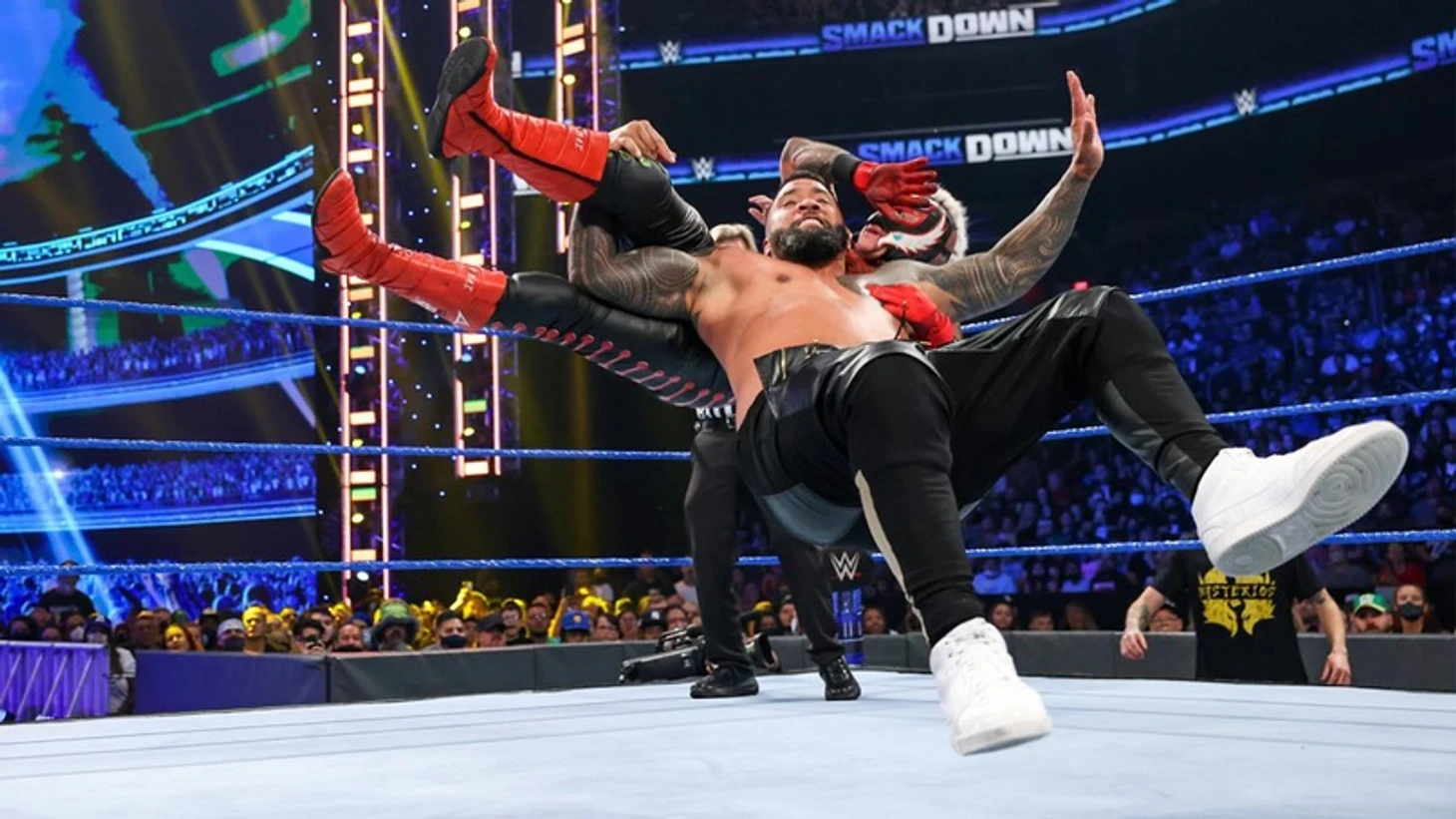 Обзор WWE Friday Night SmackDown 20.08.2021, изображение №5