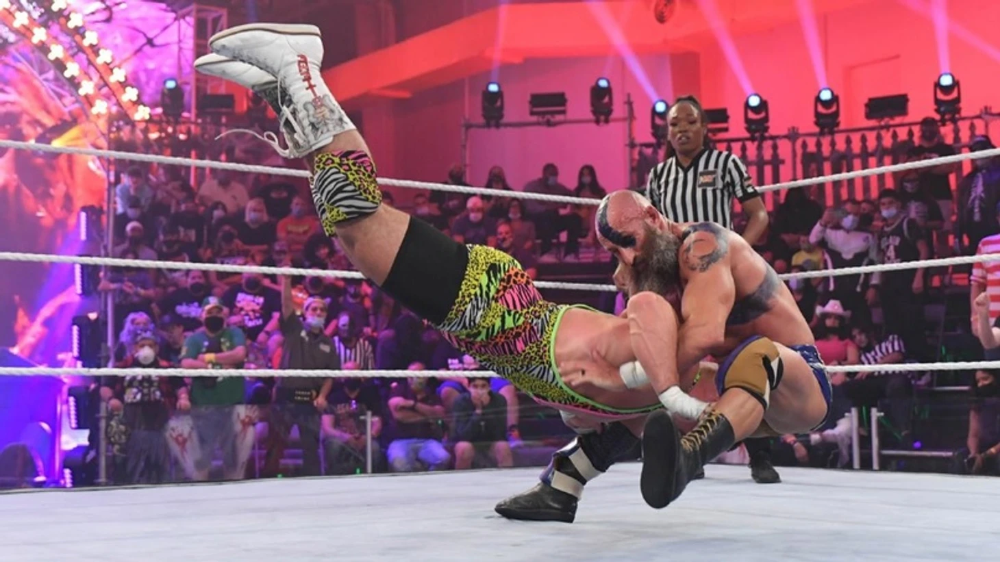 Обзор WWE NXT Halloween Havoc 26.10.2021, изображение №16