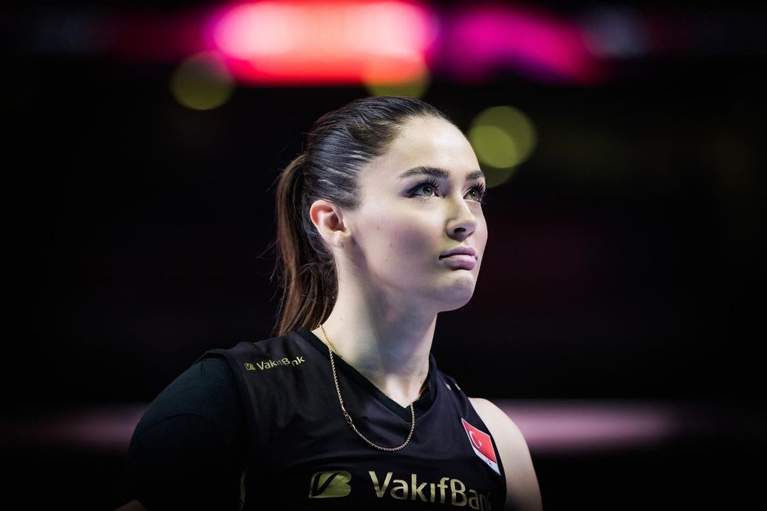 Зехра Гюнеш - Девушка дня - Блоги - Sports.ru
