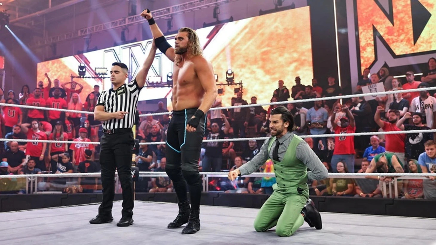 Обзор WWE NXT 04.10.2022, изображение №7