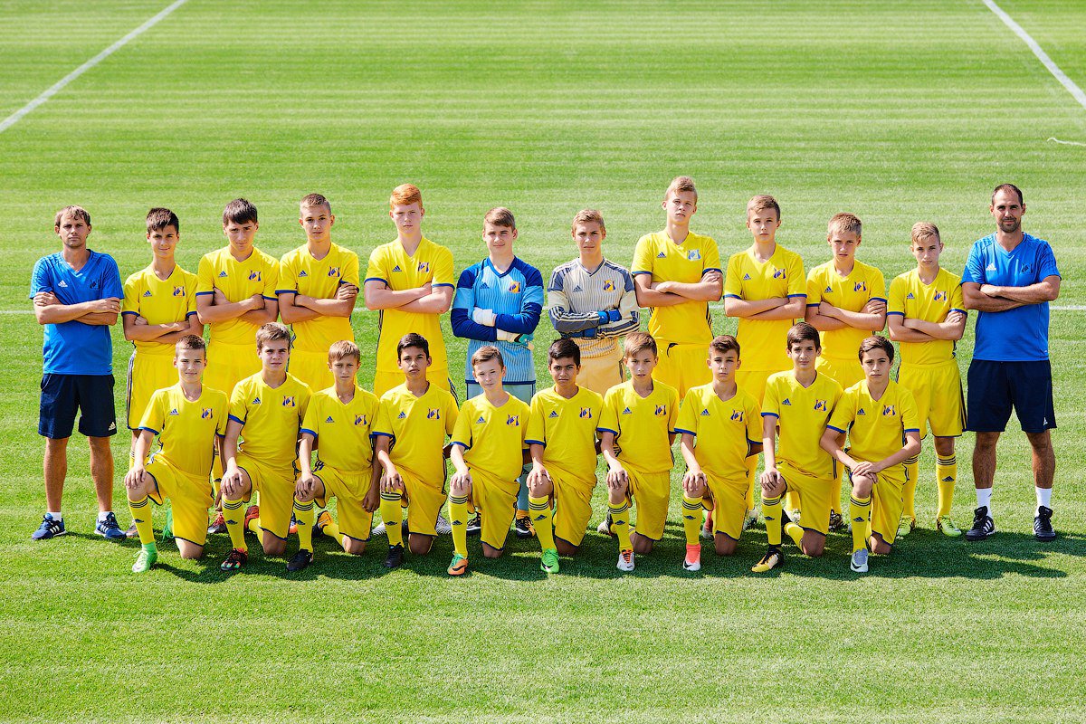 Ростовские пацаны против Сочинских дядь! Матчу &#171;Ростов&#187; - &#171;Сочи&#187; быть!