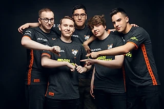 Ставки на сегодня: победа Virtus.pro, фора на Team Empire и экспресс в CS