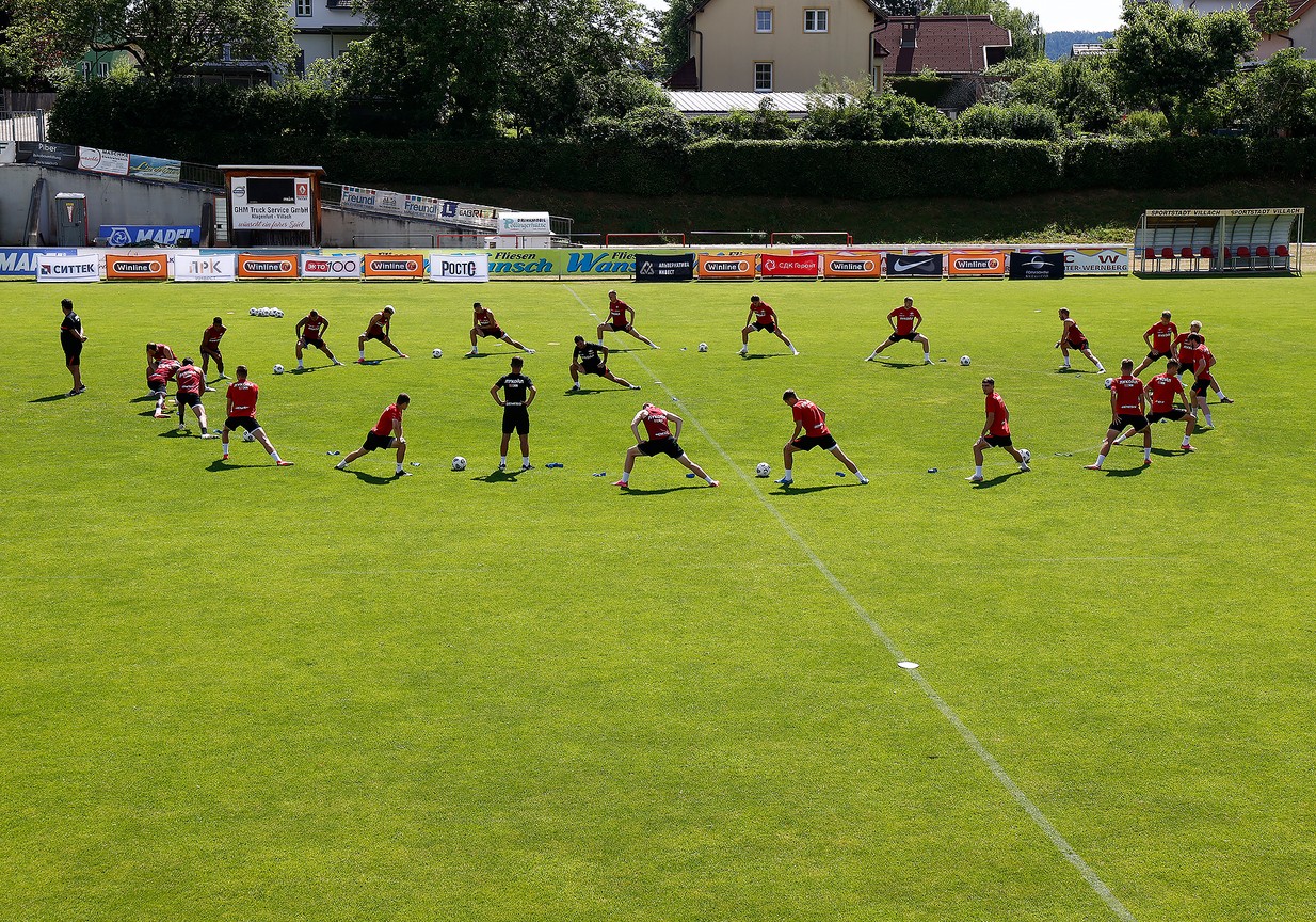 Руй Витория готовится к первым матчам в «Спартаке». Какие схемы пробует португалец