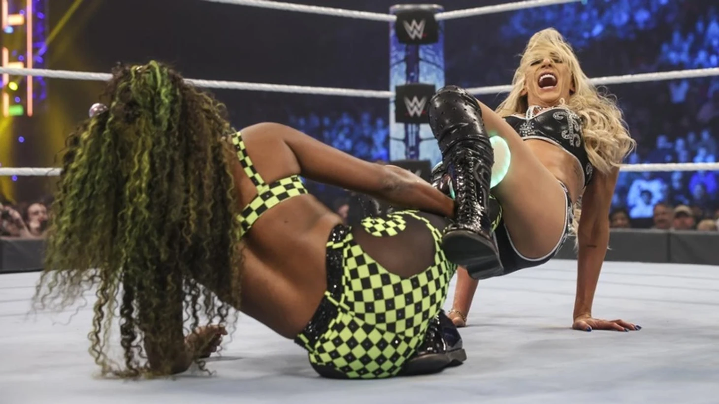 Обзор WWE Friday Night Smackdown 21.01.2022, изображение №14