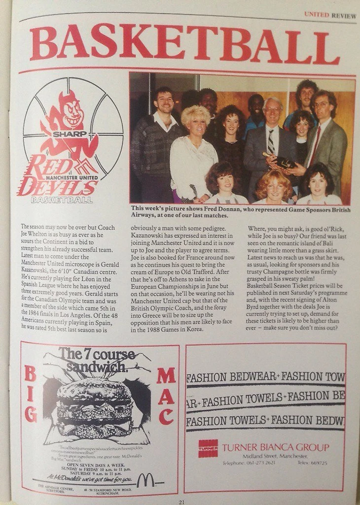 Новости о баскетбольном клубе в &quout;United Review&quout; за сезон 1986\1987, программка приурочена к матчу против Уимблдона.