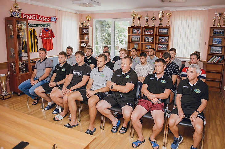 Чемпионат России. "Медведи" без велосипеда, "скифско-китайский" потенциал ЦСКА и секреты "Зенита", изображение №5